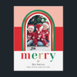 メリーアーチクリスマスフォトカードポストカード シーズンポストカード<br><div class="desc">Berry Berry Sweetのモダンでスタイリッシュなカードでシーズンを祝いましょう。当サイトwww.berryberrysweet.comを訪れて、詳細や提供サービスをご覧ください。マッチングアイテムやその他のデザイオプションは当ストアでご利用いただけます。デザインカラーはカスタマイズ可能です！ 「さらにカスタマイズ」をクリックしてデザインカラーを変更してください。</div>