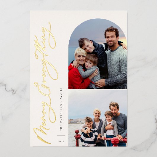 メリーエブリシング 2枚の写真 ファミリー 箔シーズンカード (正面)