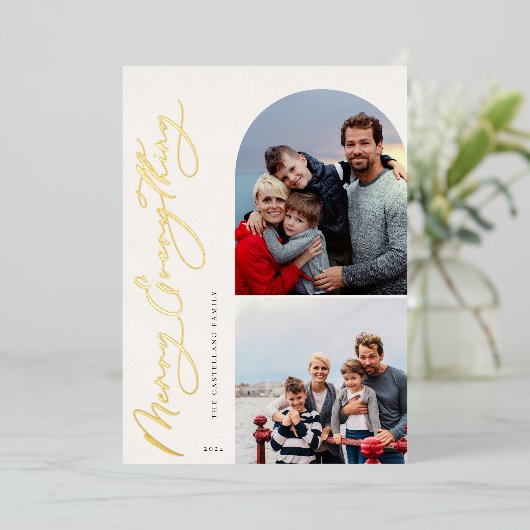 メリーエブリシング 2枚の写真 ファミリー 箔シーズンカード (立ち正面)