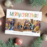 メリークリスマスかわいいおもしろいカラフル4枚 シーズンカード<br><div class="desc">メリークリスマス!この可愛くてカラフル4枚のクリスマスカードのデザインは、今年の応援を送るのに最適な方法である。そのタイよくはしゃぐプで、この休日の写真カードは家族に最適だが、カップルのホリデーカードやペットのホリデーカードなどにも適している。裏面は白いドットパターンをシンプル持つコーディネート緑色。より多くのスタイルと色を見つけるfa laとho ho ho hoコレクションby Lea Delaverisデザイン.このカードはデジタルクリスマスカードのダウンロードとしても利用可能！</div>