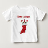 メリークリスマスかわいいお格言インレッドストッキング ベビーTシャツ (正面)