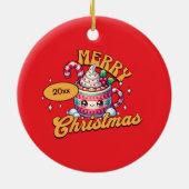 メリークリスマスかわいいホットチョコレートマグファミリー セラミックオーナメント (裏面)