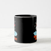 メリークリスマスかわいい冬のペンギン ツートーンマグカップ (中央)