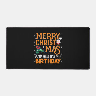 メリークリスマスとYes私の誕生日 デスクマット