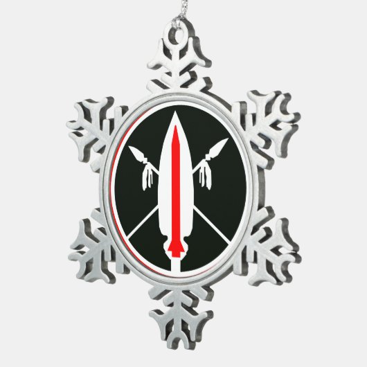 メリークリスマスの槍のミサイル スノーフレークピューターオーナメント (右)