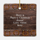 メリークリスマスの漫画の馬 セラミックオーナメント (裏面)