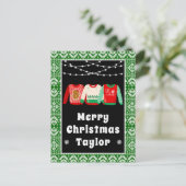 メリークリスマスの醜いセーター名前と緑 シーズンポストカード (スタンド正面)