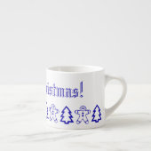 メリークリスマスまたはテキストジンジャーブレッドマンツリー エスプレッソカップ (右)