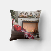 メリークリスマスウォーミングアンドコージー暖炉サンタ クッション (裏面)