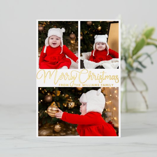 メリークリスマスエレガントスクリプト3家族の写真金ゴールド 箔シーズンカード (立ち正面)