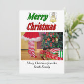 メリークリスマスエンジェル写真赤グリーンタイポグラフィ シーズンカード (スタンド正面)