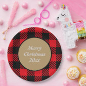 メリークリスマスカスタムバッファロー格子模様ブラックレッド ペーパープレート (パーティー)