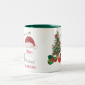 メリークリスマスサンタハットツリーゴルフボール名 ツートーンマグカップ (中央)