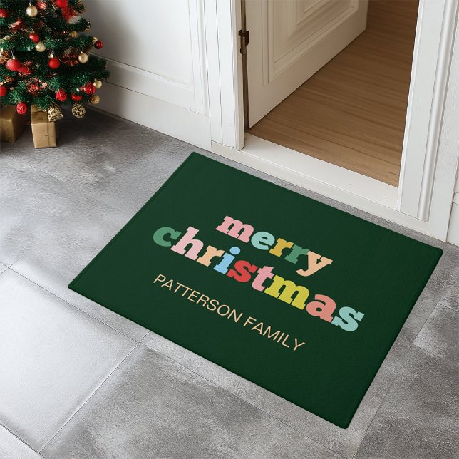 メリークリスマススクリプトタイポグラフィカスタムファミリー ドアマット (MERRY CHRISTMAS Script Typography Custom Family Doormat)