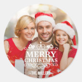 メリークリスマスタイポグラフィオーバーレイカスタムフォト ラウンドシール (正面)