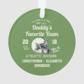 メリークリスマスダディお気に入りのズチームフットボール オーナメント (裏面)