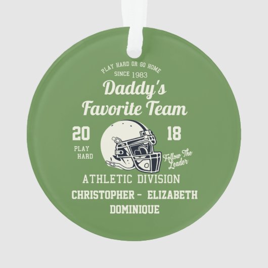 メリークリスマスダディお気に入りのズチームフットボール オーナメント (裏面)