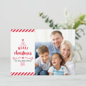 メリークリスマスツリータイポグラフィ家族写真赤 シーズンカード (スタンド正面)