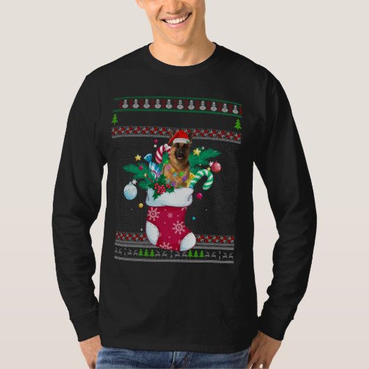 メリークリスマスドイツの羊飼い犬の靴下おもしろい Tシャツ (正面)