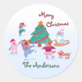 メリークリスマスドッグアイススケートで滑る名アイスブルーギフト ラウンドシール (正面)