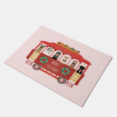 メリークリスマスドッグズホリデートロリー ドアマット (アングル)