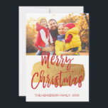 メリークリスマスハンドレタースクリプトフォトカード シーズンカード<br><div class="desc">メリークリスマスハンドレタースクリプトフォトカード。この手書きブラシスクリプトの写真と文字は、写真とカスタマイズ家族の名前で更新および更新できる。このカードは、クリスマスカードの背面にファミリー名と金ゴールドフォイルリースも表示する。</div>