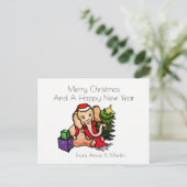 メリークリスマスパーソナライズされたかわいい漫画ゾウ シーズンポストカード (スタンド正面)