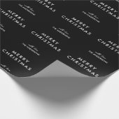 メリークリスマスパーソナライズされたブラック | 名前をカスタムする ラッピングペーパー (角)