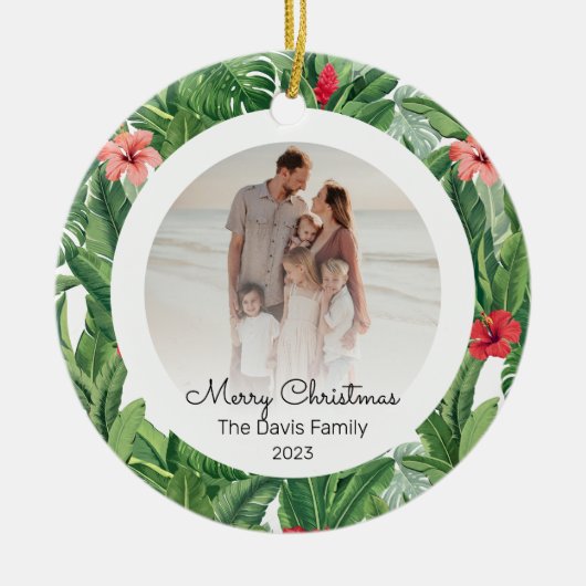 メリークリスマスファミリーフォトトロピカルフラワーリーフ セラミックオーナメント (正面)