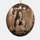 メリークリスマスファミリーフォト金ゴールドスクリプト セラミックオーナメント (左)