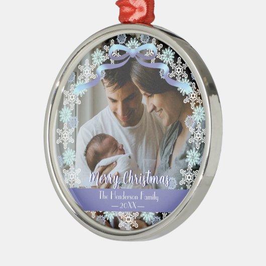 メリークリスマスファミリー写真名ライトブルーパープル メタルオーナメント (左)