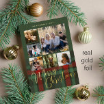 メリークリスマスファミリー6枚の写真レッド・グリーン・金ゴールド 箔シーズンカード<br><div class="desc">スタイリッシュplaidエレガント実在金ゴールドフォイルタータンチェックホイルMerry Christmasのスクリプト6家族の写真クラシック伝統的赤い森の文字緑の休日カードを両側に。</div>