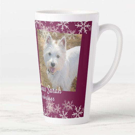 メリークリスマスファーベビーズスノーフレークが燃え上がる カフェラテマグ (右)