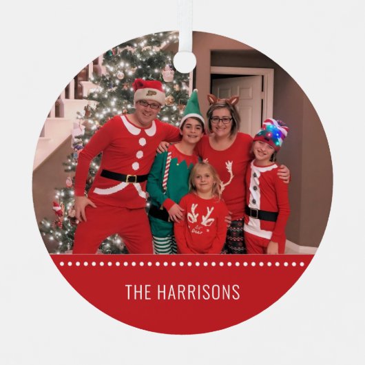 メリークリスマスフォトパーソナライズされたラウンドレッド メタルオーナメント (正面)