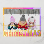 メリークリスマスフォトモダン抽象芸術ウォーター色 箔シーズンポストカード<br><div class="desc">メリークリスマスフォトモダン抽象芸術水彩ゴールドフォイルクリスマスポストカードお気に入りのは、「メリークリスマス」の金ゴールドフォイル書のスクリプトオーバーレイと抽象芸術水色の背景に写真を備えている。逆側の文字を編集してパーソナライズ©Evco Studio www.zazzle.com/store/evcostudioによる設計</div>