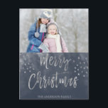 メリークリスマスブルーとシルバーウォータースカラー写真 シーズンポストカード<br><div class="desc">メリークリスマスブルーとシルバーウォーターの色クリスマスフォトカード。写真と家族の名前は、インディゴと銀メリークリスマスウォーター色のクリスマスカードに置き換えることができる。</div>