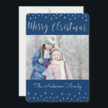 メリークリスマスブルーとシルバーフォイルの星写真 シーズンカード<br><div class="desc">メリークリスマスブルーとシルバーフォイルスターフォトカード。写真と家族の名前は、青と銀のメリークリスマスカードに置き換えることができる。</div>