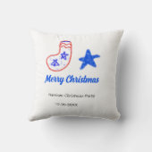 メリークリスマスブルーのスター赤いストッキング名の日付 クッション (裏面)