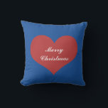 メリークリスマスブルー航海のホワイト赤いハートかわいい アウトドアクッション<br><div class="desc">レッド、ブルー、ホワイト色で「メリークリスマス」のメッセージと大きな赤いハートパターンでプリント！家の素晴らし装飾のために、パーティーは好意や贈り物を。</div>