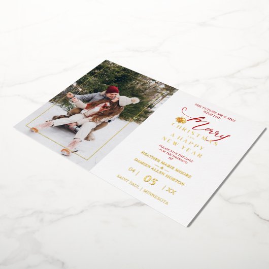 メリークリスマスポインセティアスリース結婚写真 箔シーズンカード (回転した状態)