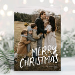 メリークリスマスモダンレタリングシンプルワンフォト シーズンカード<br><div class="desc">メリークリスマスモダンレタリングシンプルOne Photo Holiday Cardは、おもしろいレタリングスタイルタイプの白い文字オーバーレイとフルフォトを備えている。</div>
