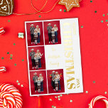 メリークリスマスモダン家族5フォトコラージュ金ゴールド 箔シーズンカード<br><div class="desc">メリー祝クリスマス家族と季節の魔法モダン5フォトコラージュ金箔ホリデーカード。このエレガントデザインモダンは、5枚の写真レイアウトで大切な思い出を生き素晴らし出すために作られる。繊細なフォイルお洒落アクセントを備えたミニマルな美学を特徴とし、暖かさと洗練さを放つ。豪華なホイルは輝きのtouchを加え、きれいなラインと豊かな白い宇宙保は、あなたの家族の美しい写真に焦点を当てる。個人的なtouchと休日の願いを共有するのに最適な、このカードは任意のマントルを明るくする永遠のキープサケである。注：フリーピックからホルダーの写真を配置。最適な結果を得るには、10X7と同じ割合の写真を使用する。おもしし救済はtouchをお願い致します。</div>