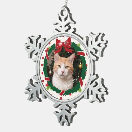 メリークリスマスリースとホリカスタムーのペット写真 スノーフレークピューターオーナメント (右)
