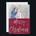 メリークリスマスレッドとシルバーのフォイルの星写真 シーズンカード<br><div class="desc">メリークリスマスブルゴーニュ、レッド、マルサラ、シルバーフォイルのスターフォトカード。写真と家族の名前は、青と銀のメリークリスマスカードに置き換えることができる。</div>