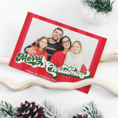 メリークリスマスレトロタイポグラフィフォトレッドグリーン シーズンポストカード