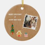 メリークリスマスヴィンテージブラウン家族写真 セラミックオーナメント (正面)