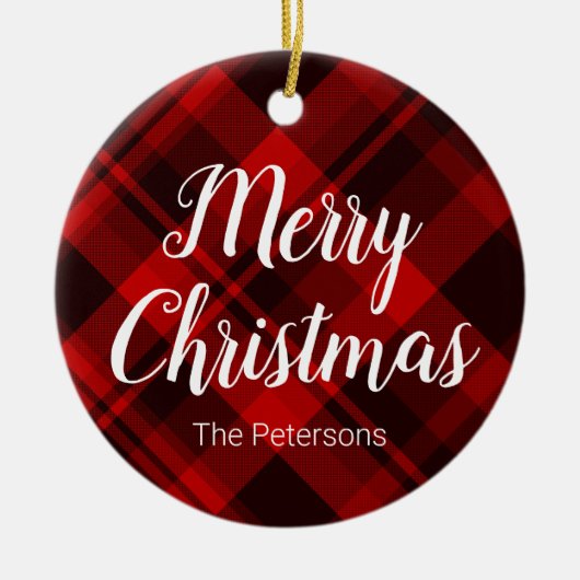 メリークリスマス名前をカスタムするレッドブラックプレイドタータンチェック セラミックオーナメント (正面)