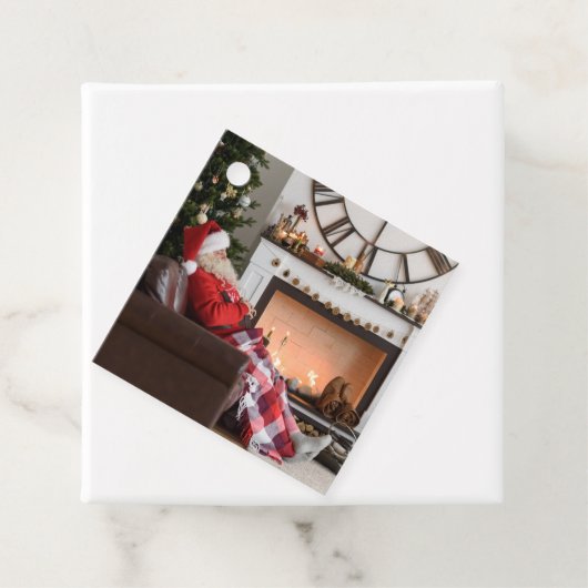 メリークリスマス居心地の良い暖炉サンタパーソナライズされた フェイバータグ (インサイチュ)