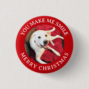 メリークリスマス笑顔の犬の写真おもしろい赤丸 缶バッジ