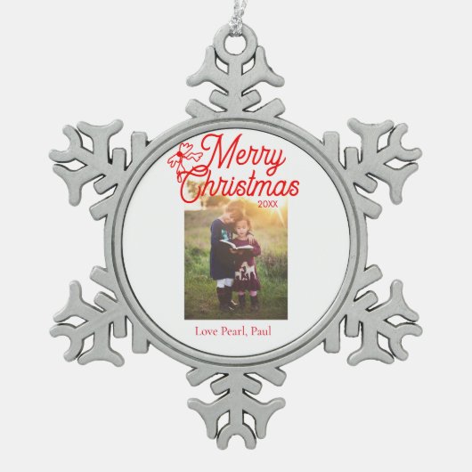 メリークリスマス赤い弓の子供の写真モダンエレガント スノーフレークピューターオーナメント (正面)